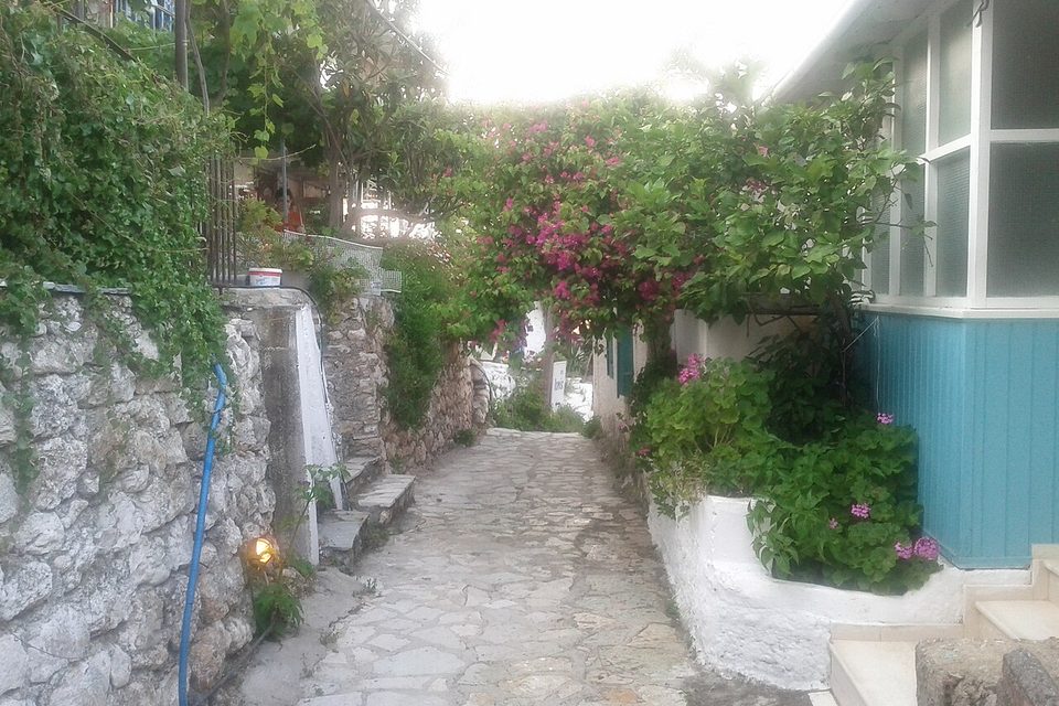 Agios Nikitas. One of the lanes running down through the village